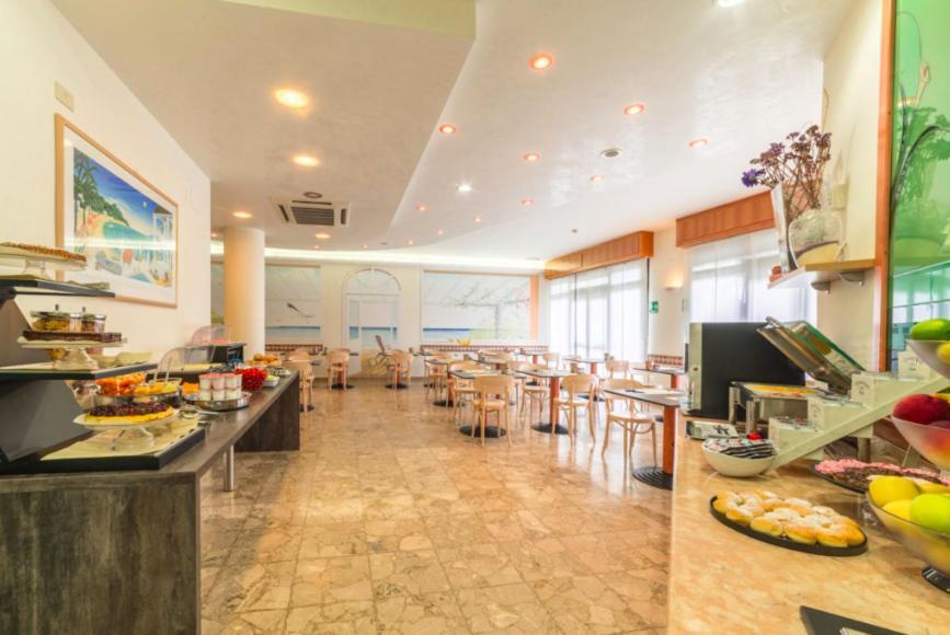 Hotel Airone (Adults Only) Bibione Exterior foto